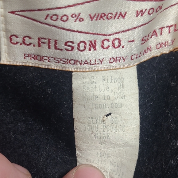 Filson Charcoal Jacket with Cream Collar - Picture 3 of 3